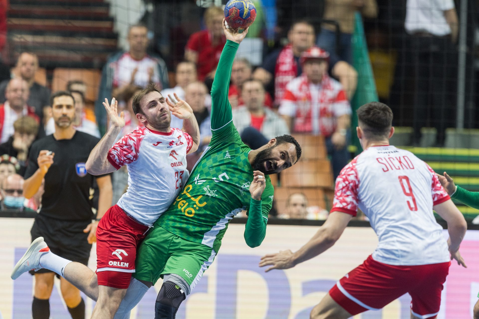 Vraag: hoe groot is een handbalteam?