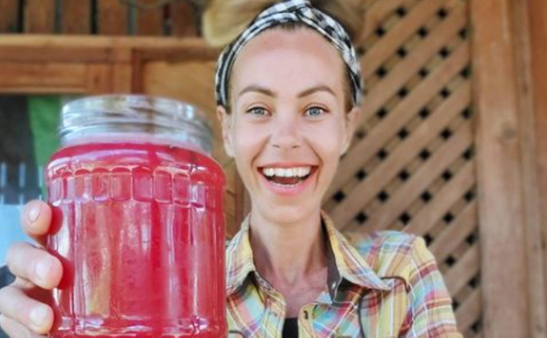 Popular food influencer Zhanna Samsonova died in Malaysia, age 39