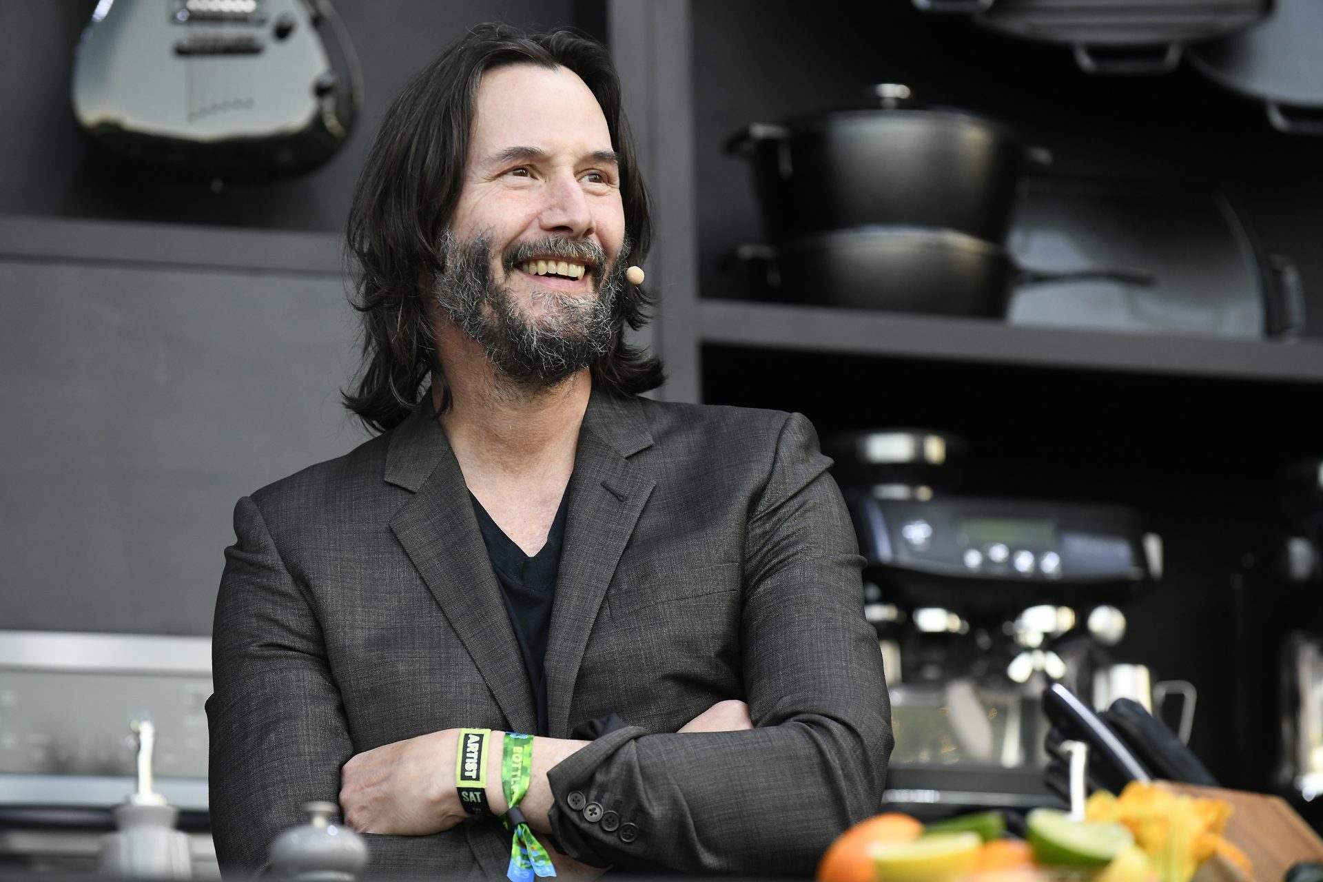 To Keanu Reeves, money is not important