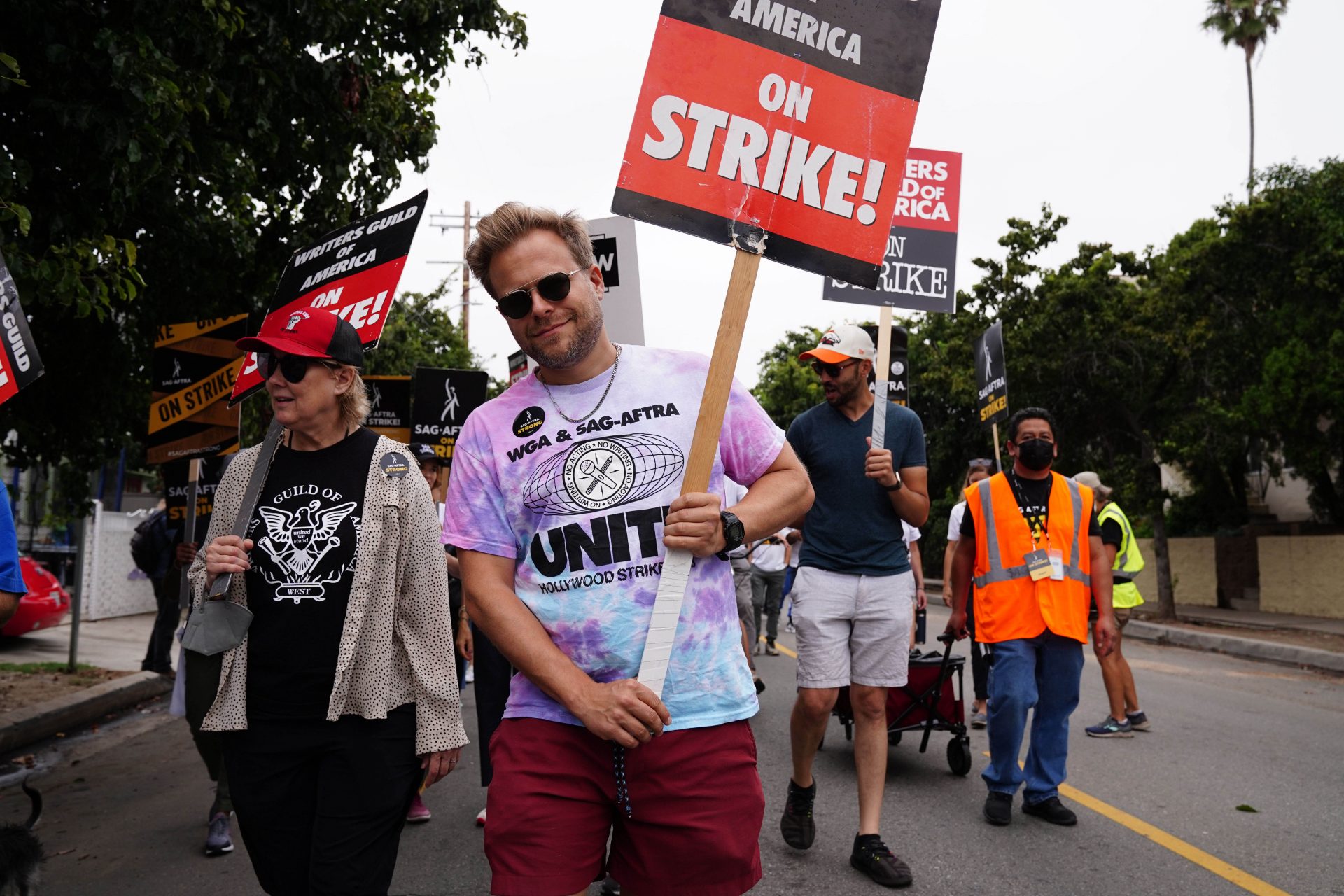 Actors and writers strike back