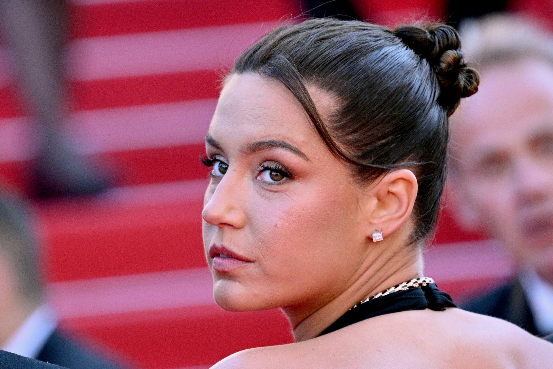 Adèle Exarchopoulos illumine le Festival de Cannes avant la projection de 