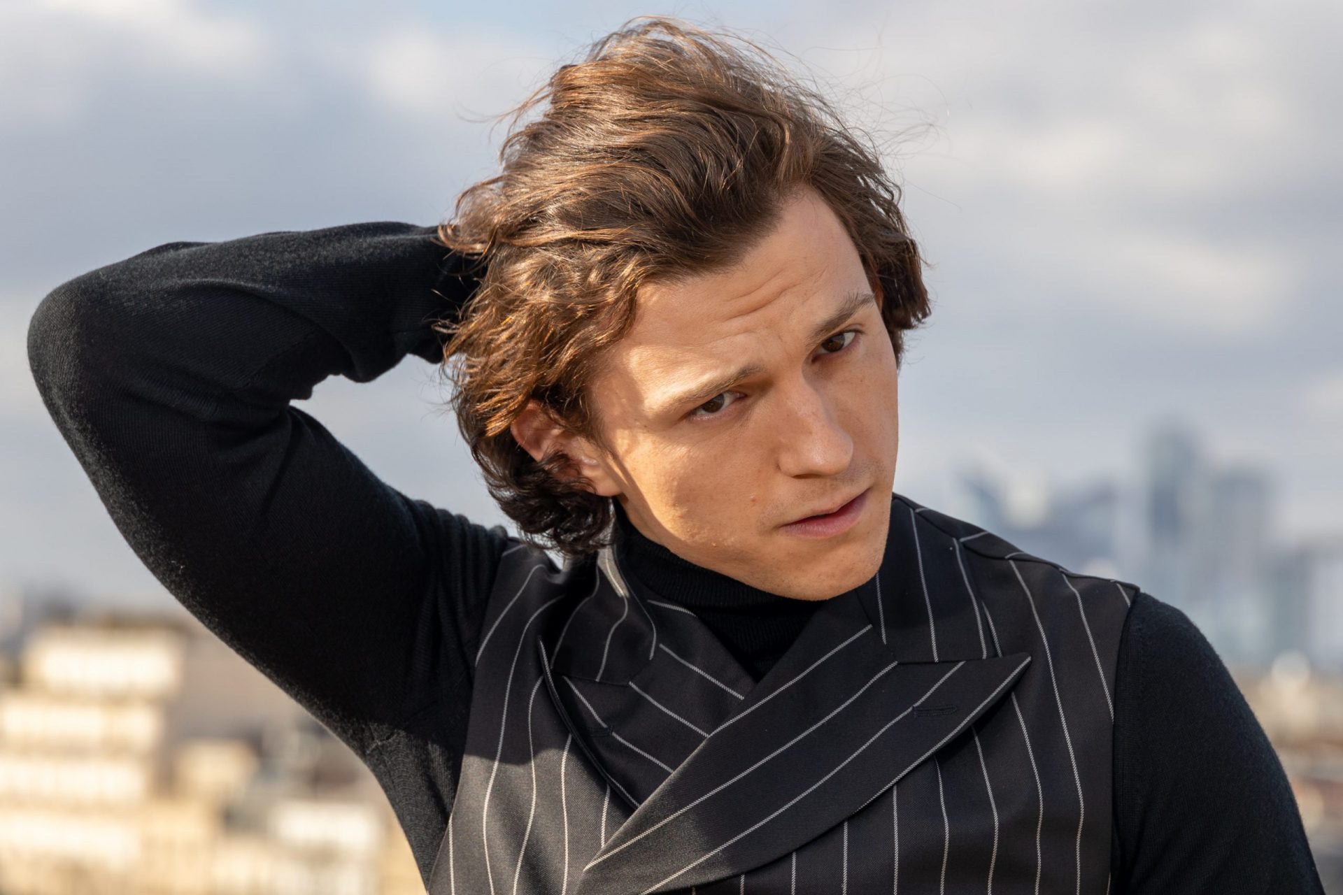 The (incredible but real) reason why Tom Holland didn't pay for his water for 5 years