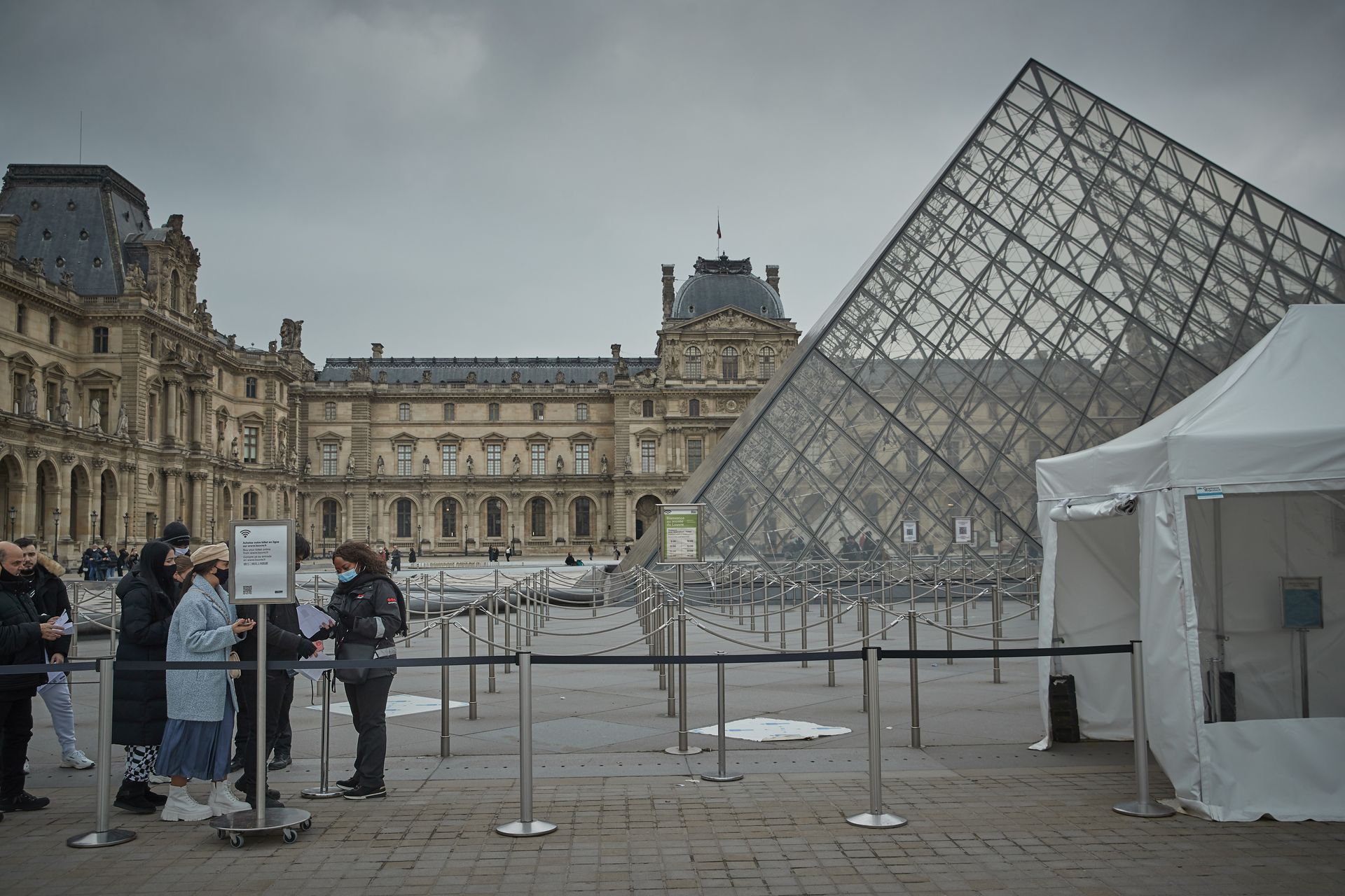 Wie sieht die Zukunft des Louvre aus?