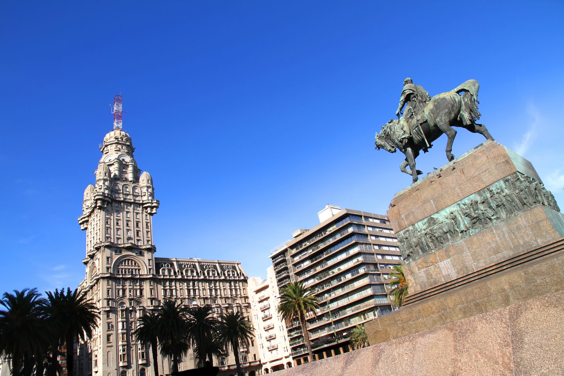 Water to welcome the year in Uruguay