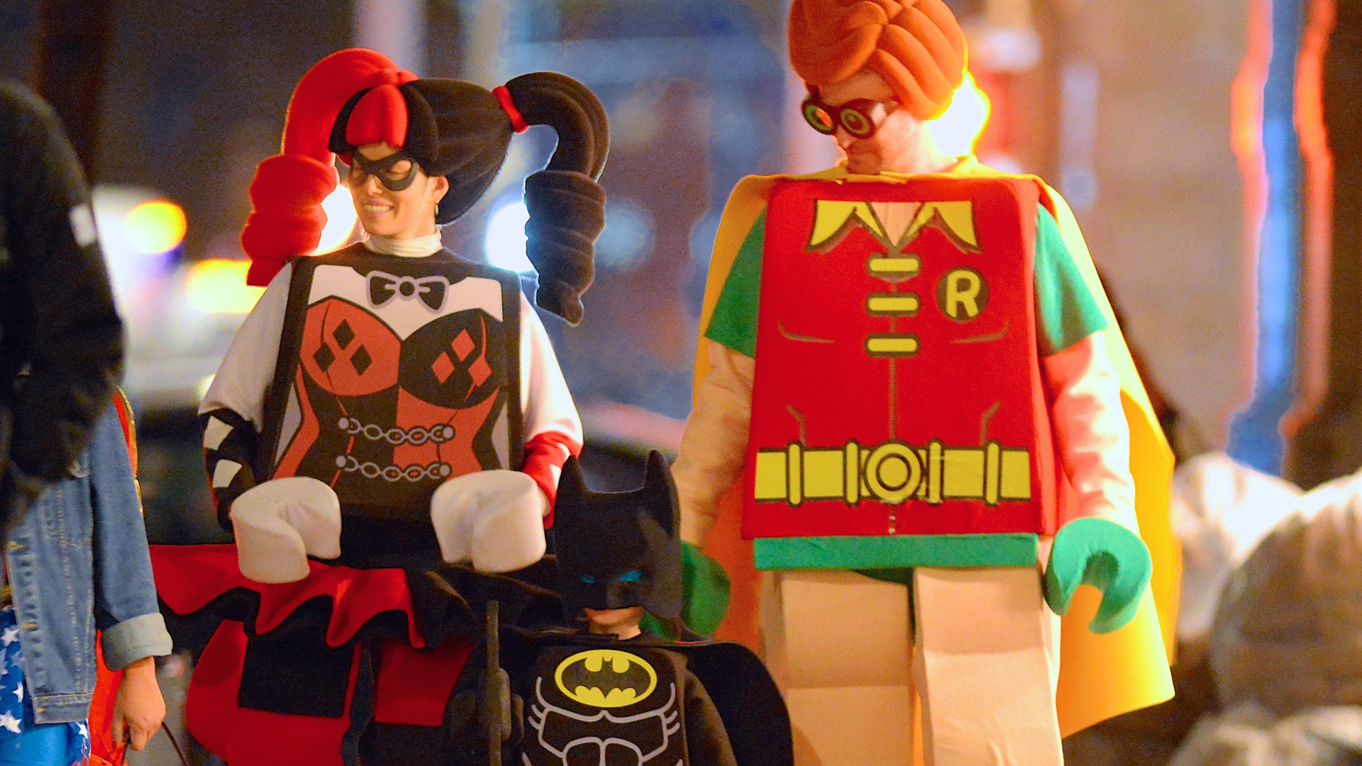 Jessica Biel, Justin Timberlake y su hijo como personajes de LEGO