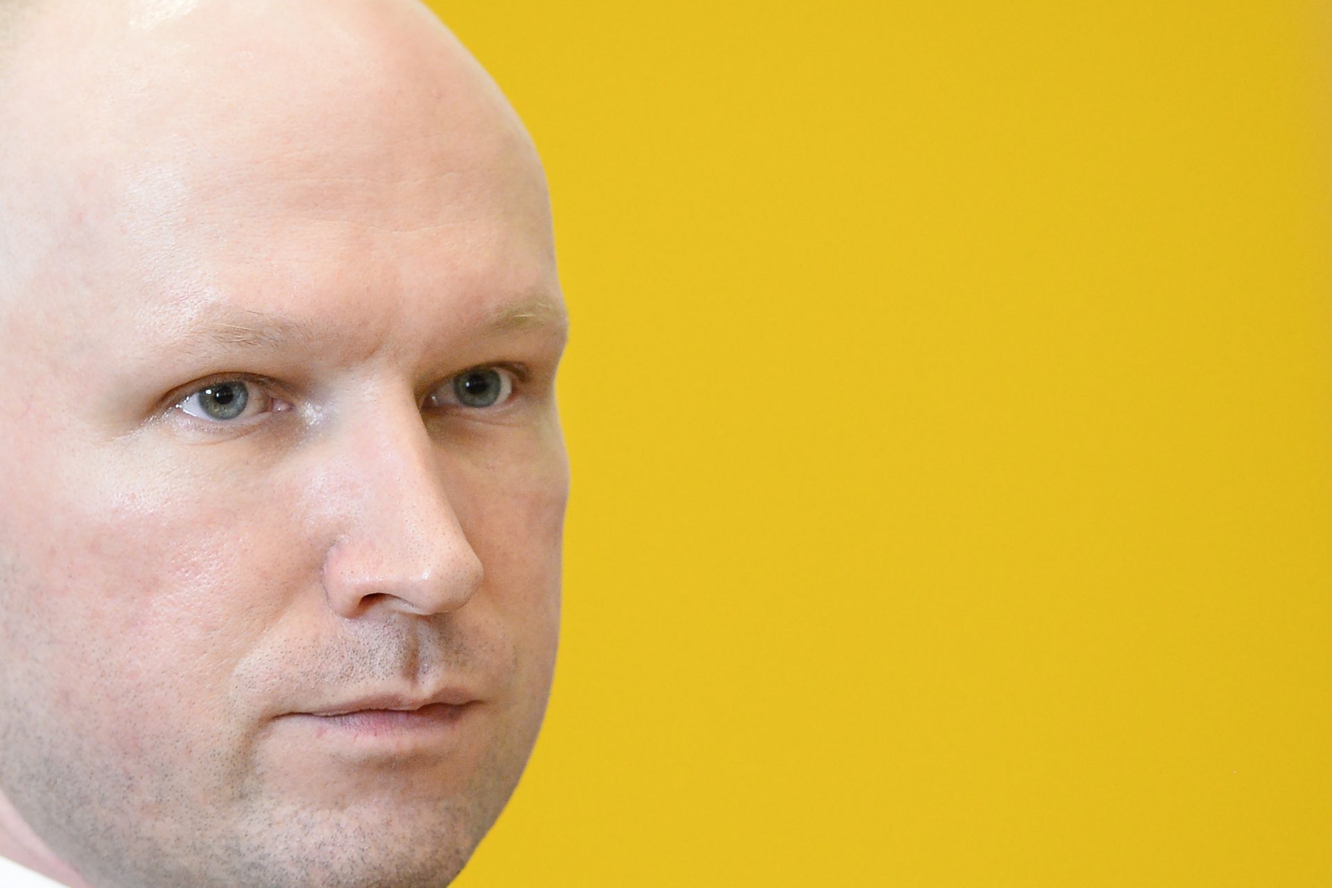 Schokkende beelden: de 'luxe' gevangenis van Anders Breivik