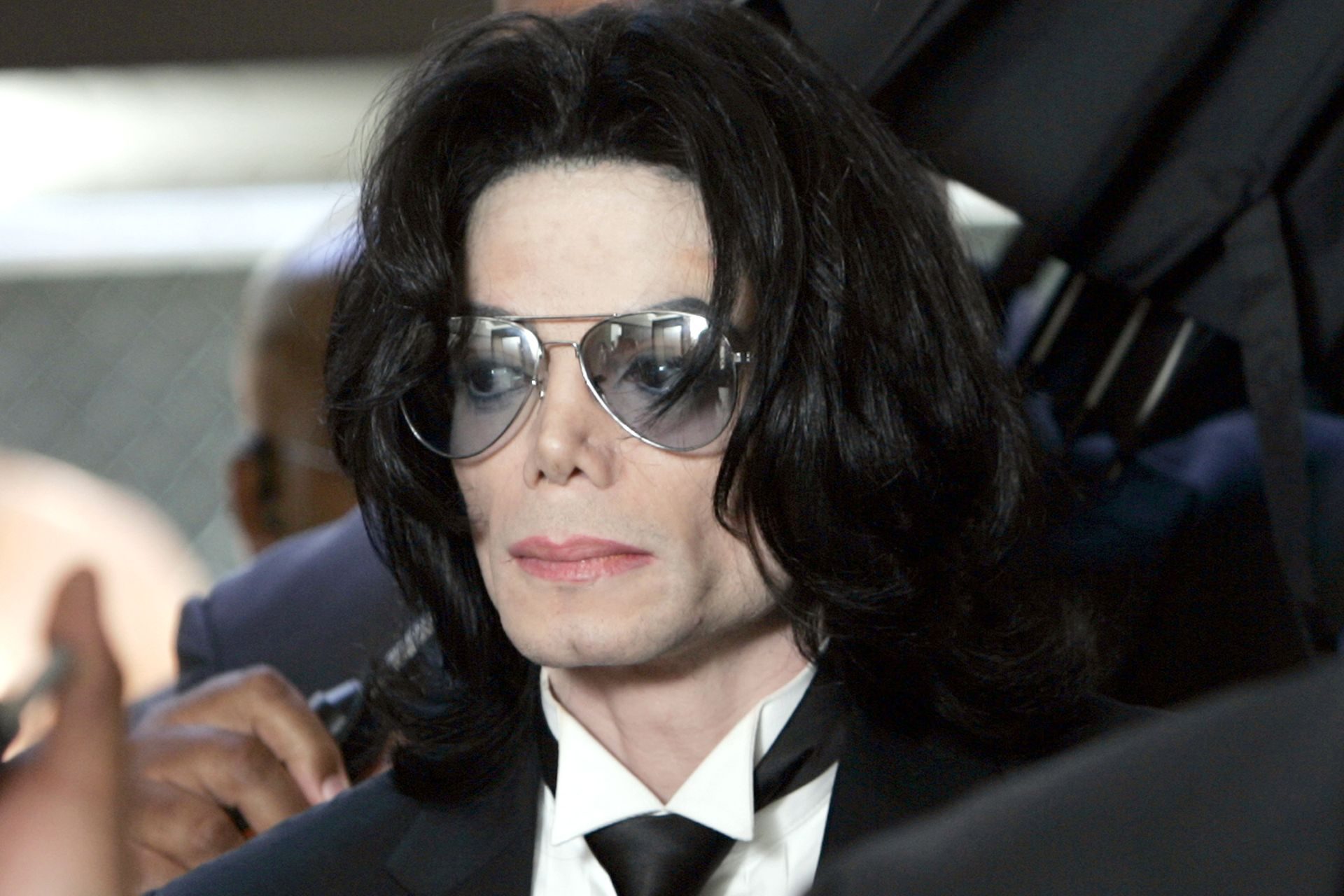 Michael Jackson: colossal rights and debts