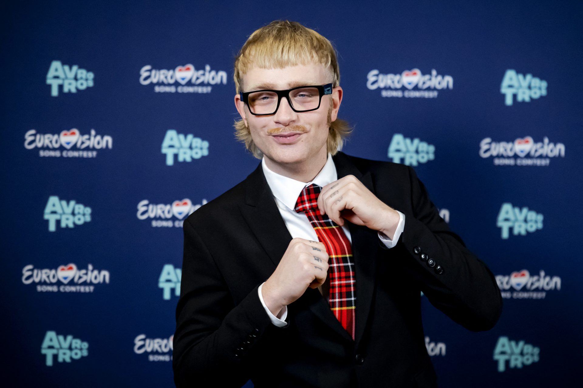 Wat Joost Klein deed om gediskwalificeerd te worden bij Eurovisie