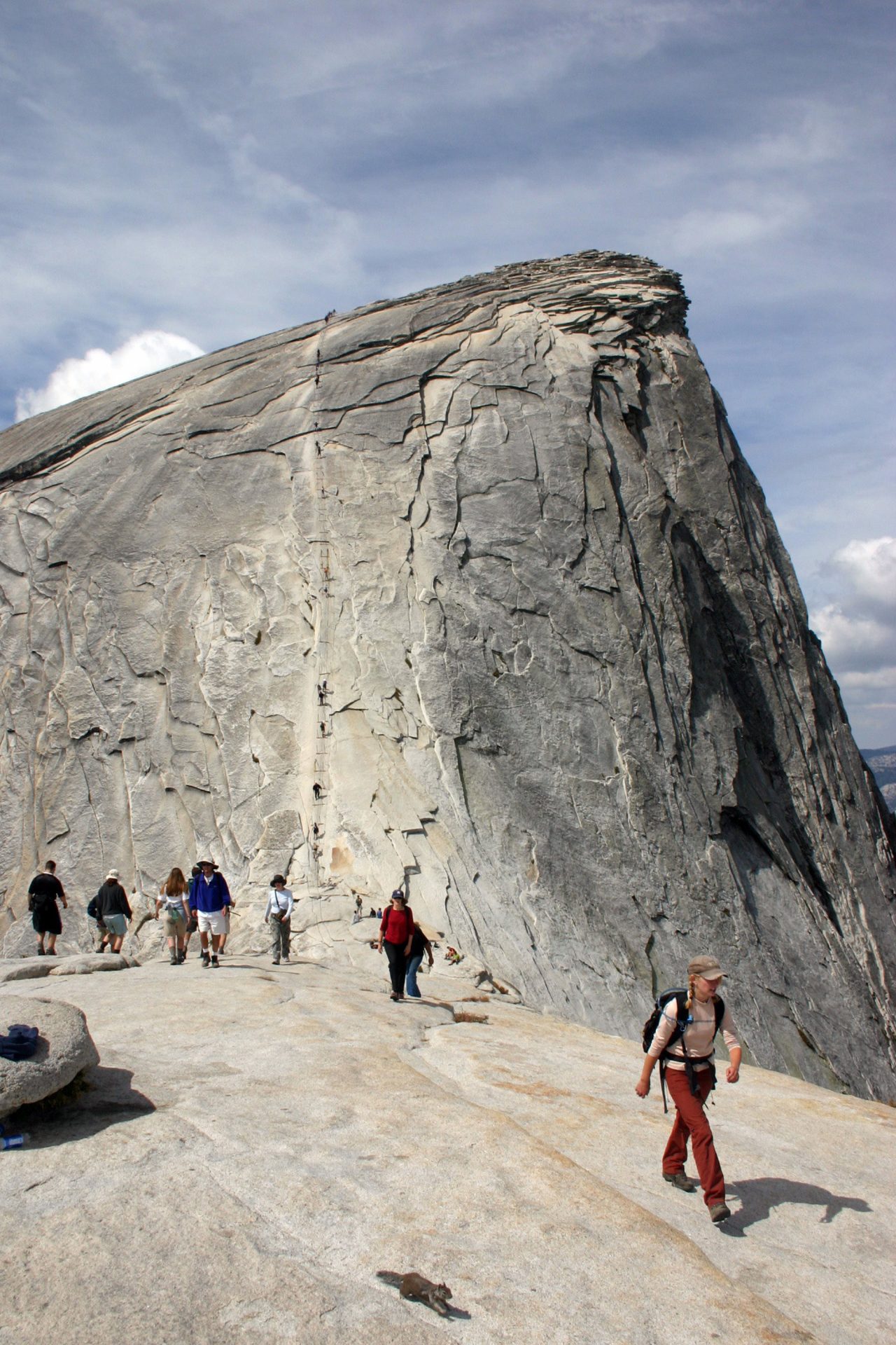 Les câbles du Half Dome, parc national de Yosemite, États-Unis