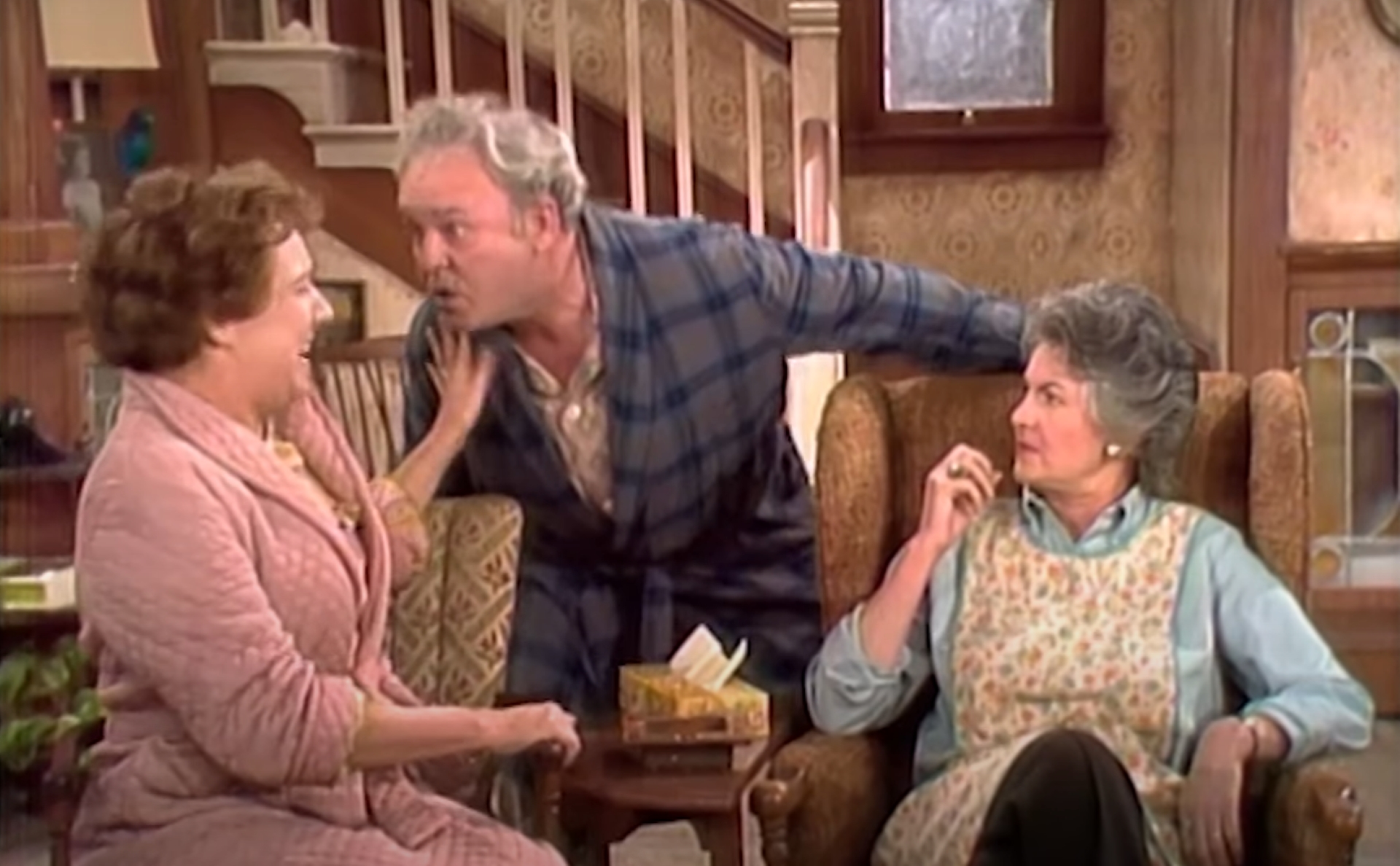 'Cousin Maude's Visit' (Season 2, Episode 12)