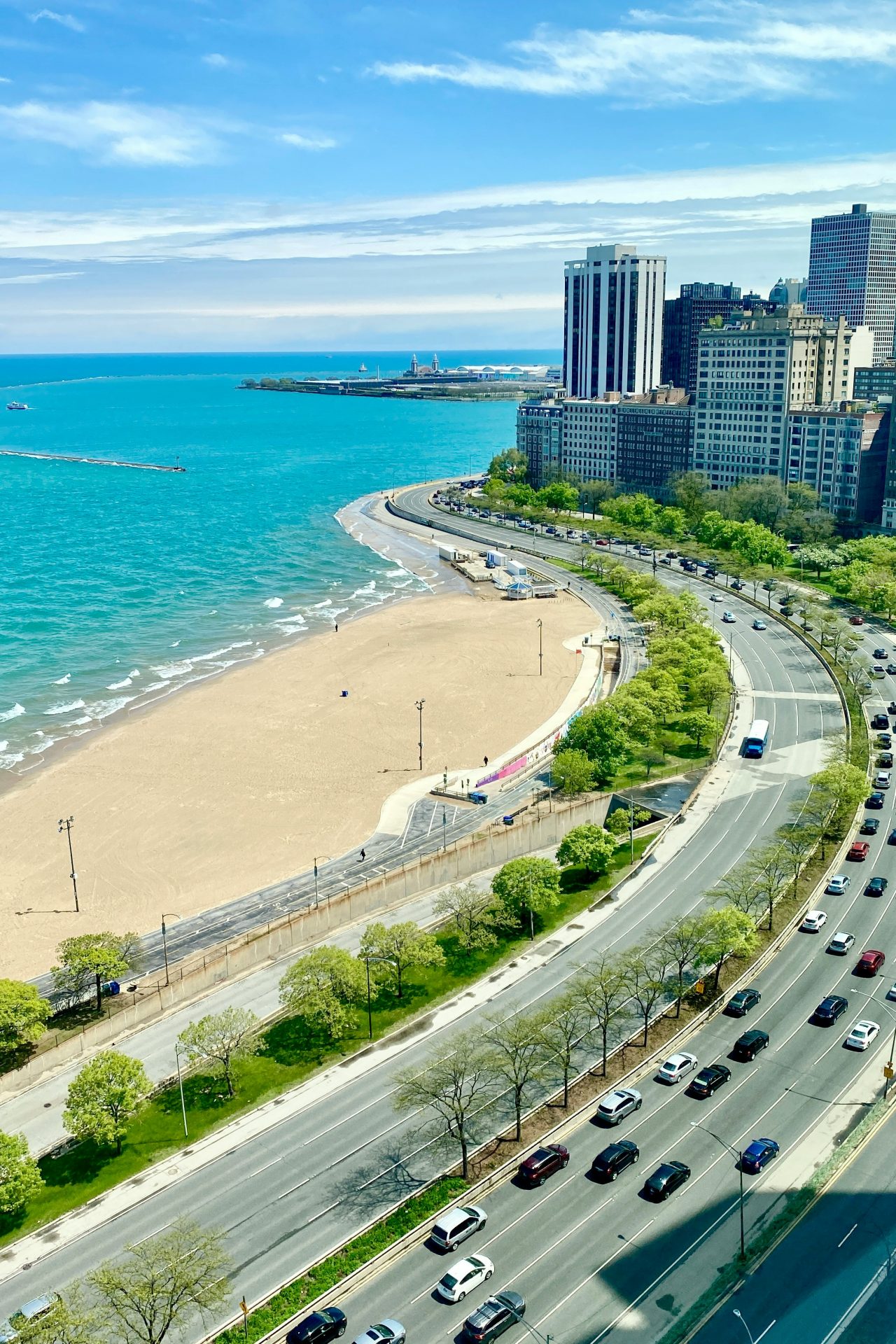 Illinois: Oak Street Beach