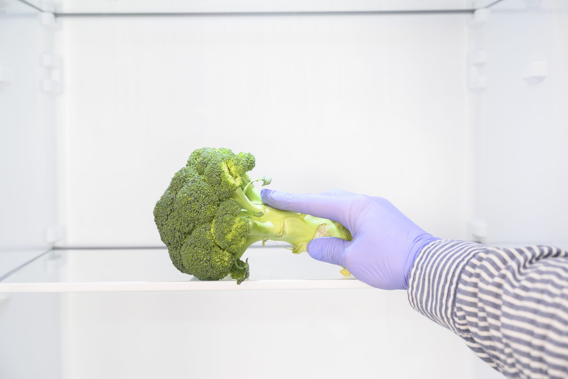 Broccoli and cauliflower: fridge for the win