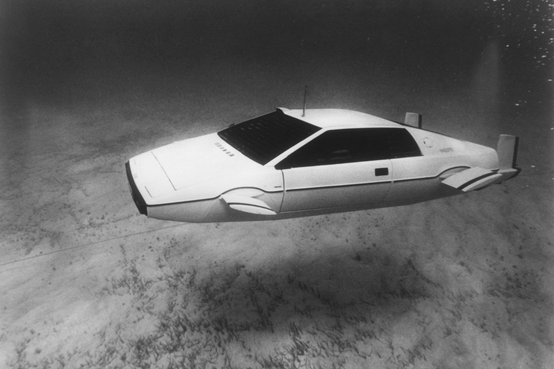 James Bond's Lotus Esprit submarine car – The Spy Who Loved Me (1977)