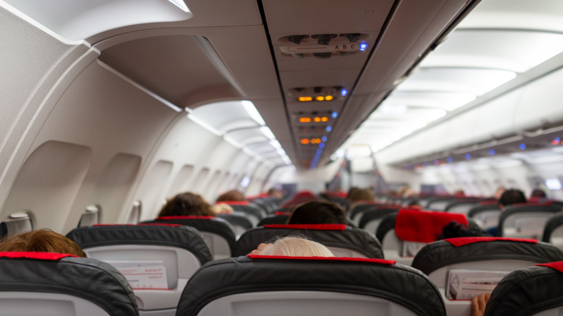 Tips for getting the best seats on airplanes