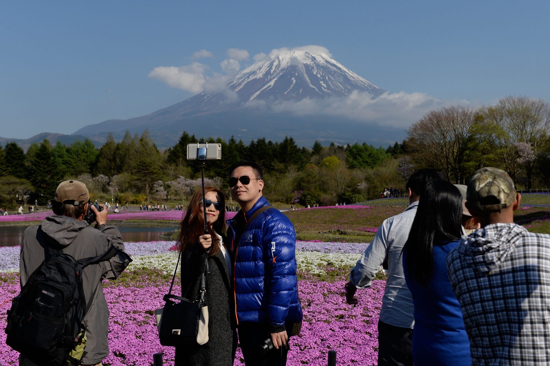 Por que esta cidade quer construir um muro para bloquear vista do Fuji?