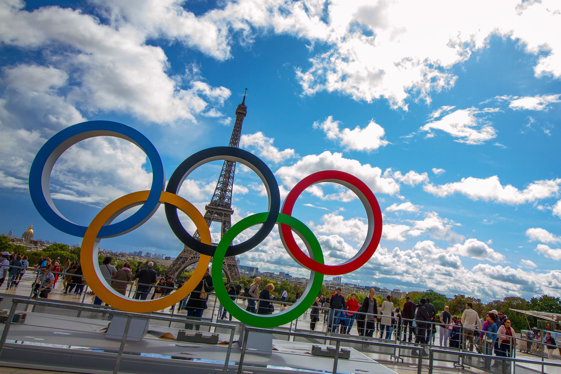 Several artists on the Olympic stage... and carrying the torch!