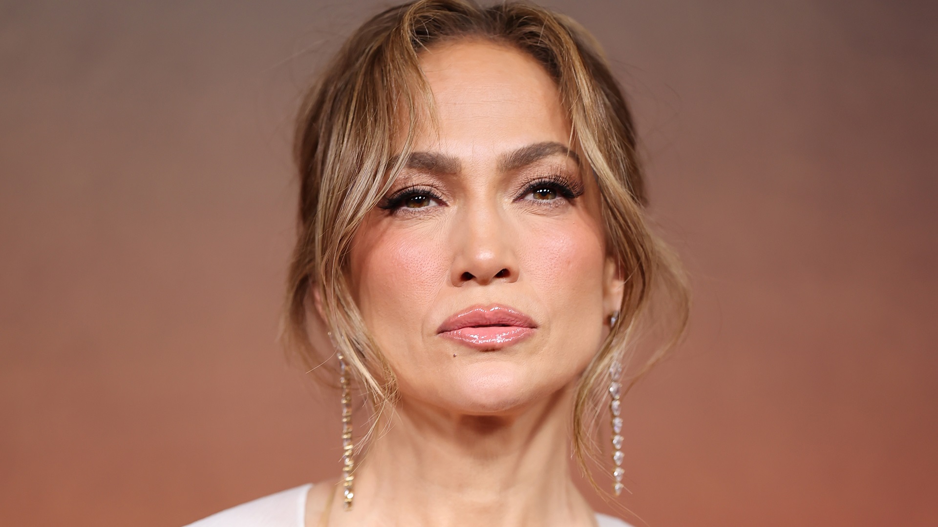 What's eating Jennifer Lopez? Tour canceled, separation rumored