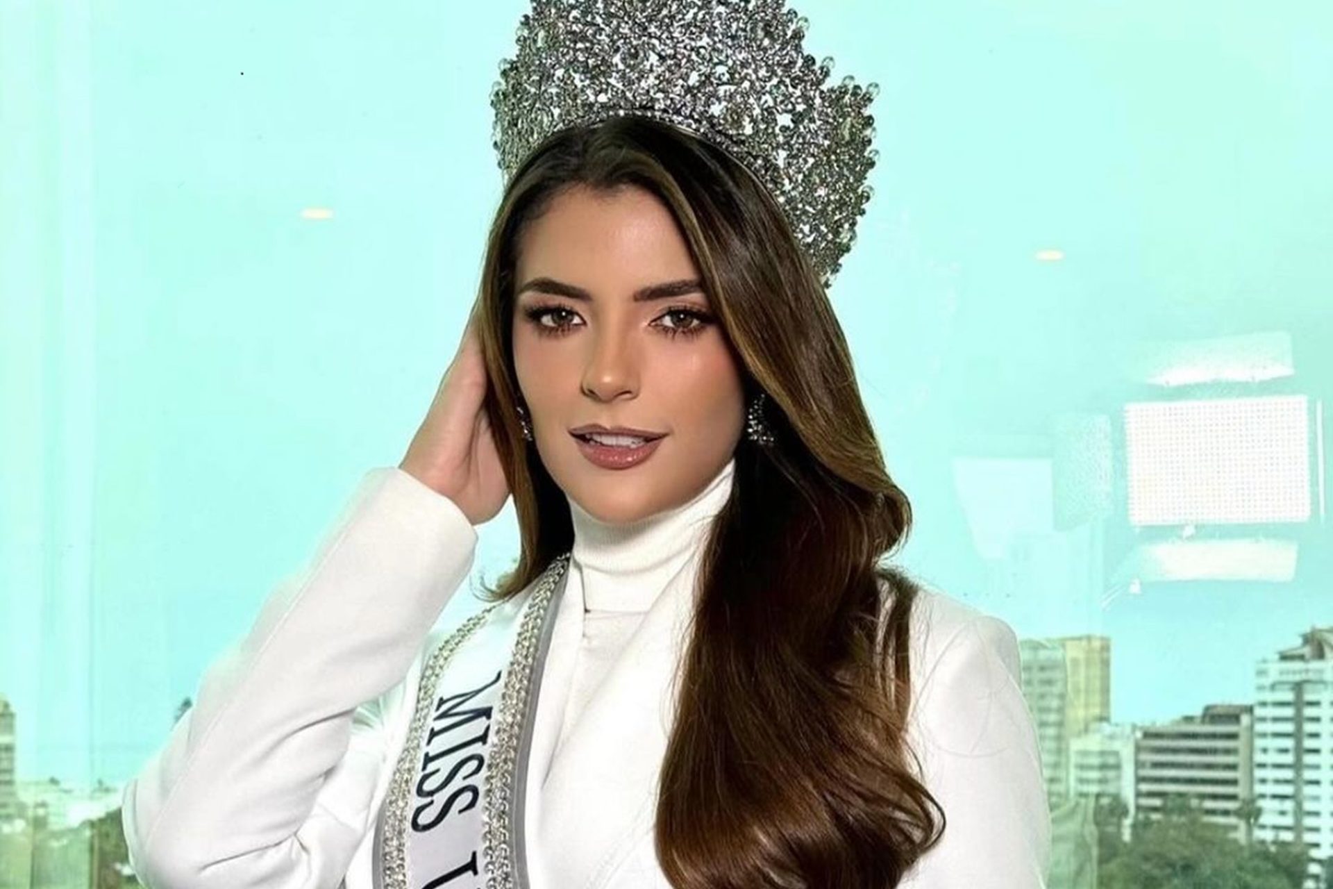 Tatiana Calmell – Miss Universe Perú