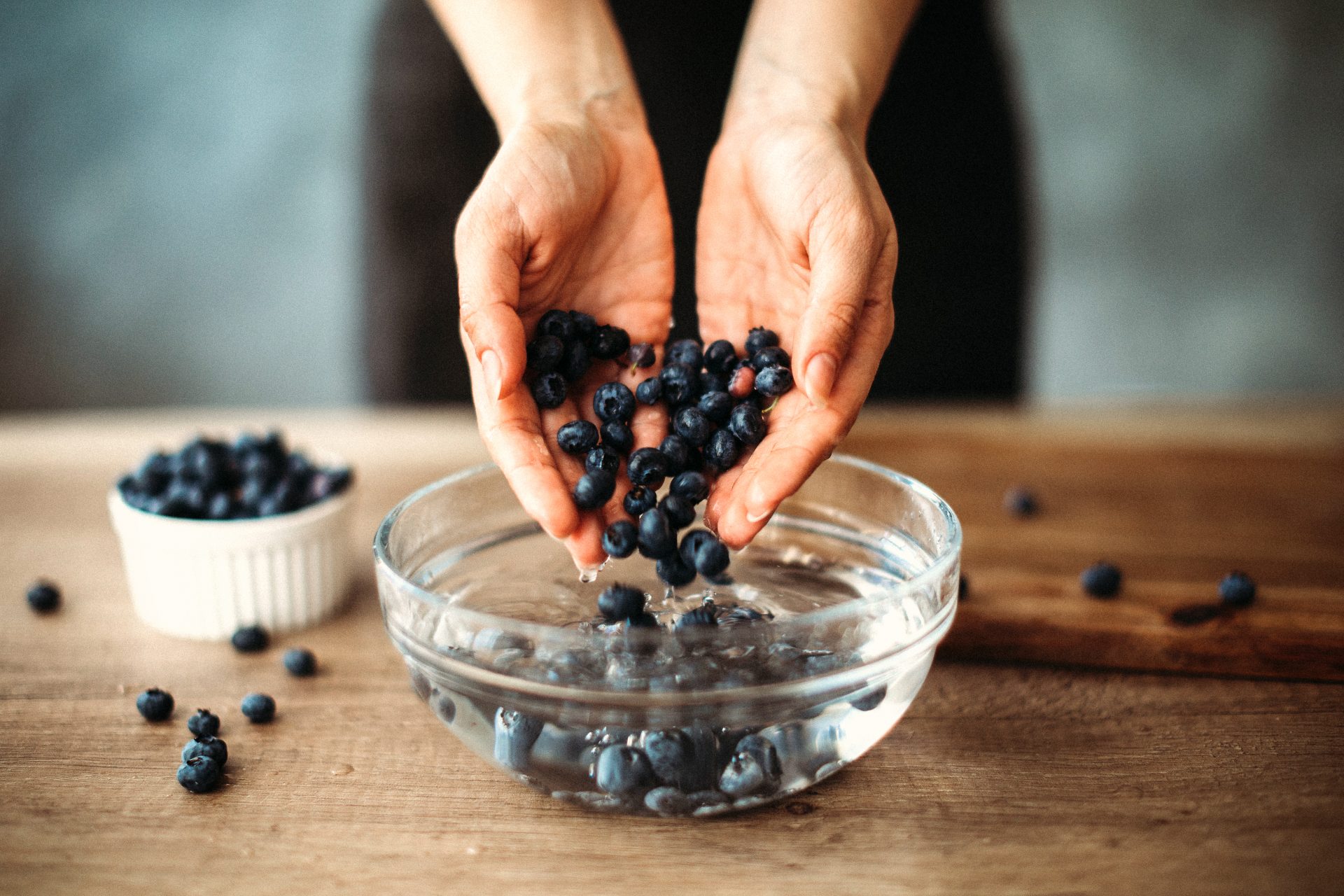 Berries: Pre-wash with vinegar 