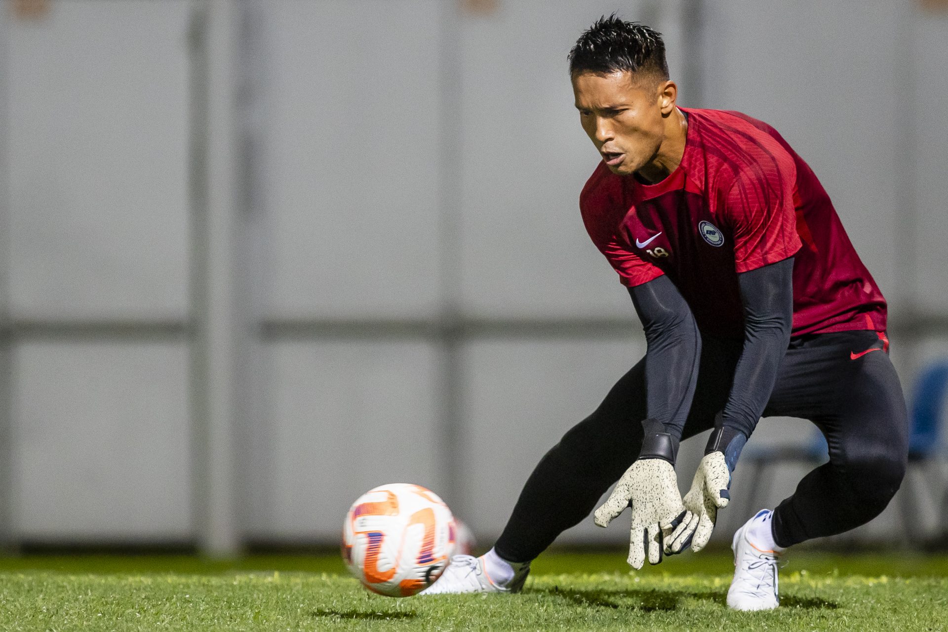 Retirement for Hassan Sunny, the Singaporean goalkeeper adored by Chinese fans