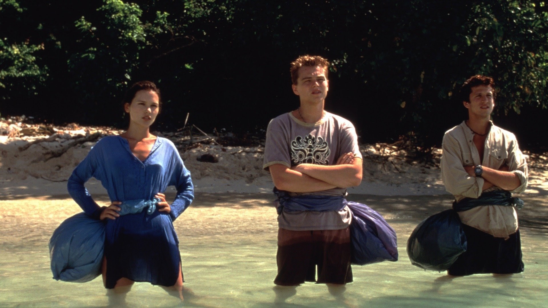 July 31: The Beach (2000) - Hulu 