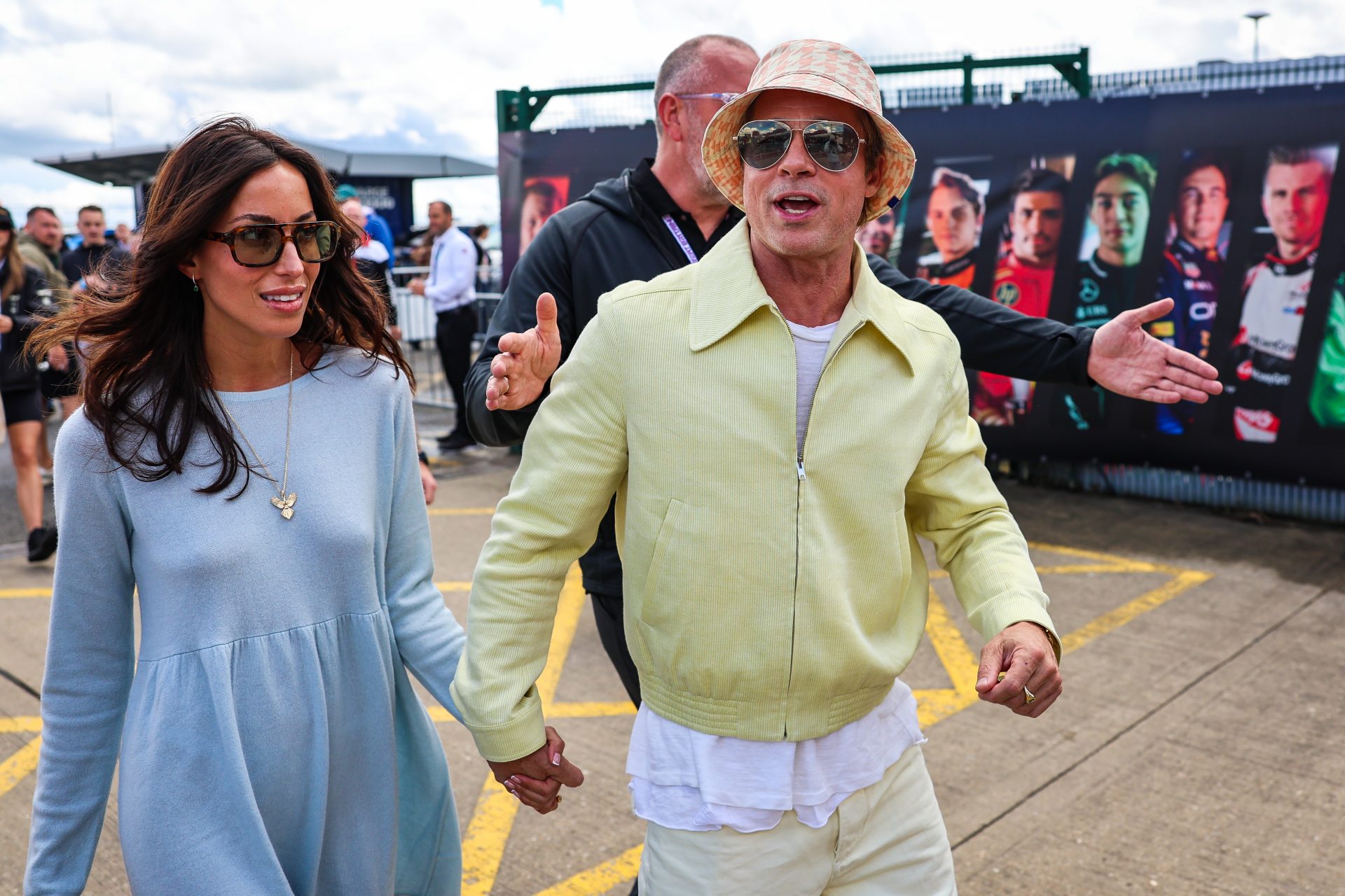 Photos: Brad Pitt takes his girlfriend to the Formula 1 races