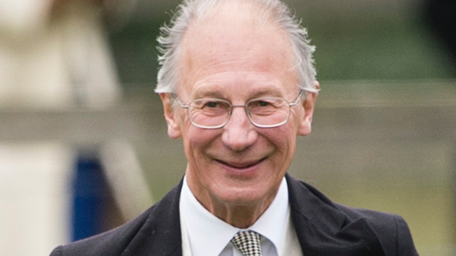 Lord Fellowes, William and Harry’s uncle, dies at 82