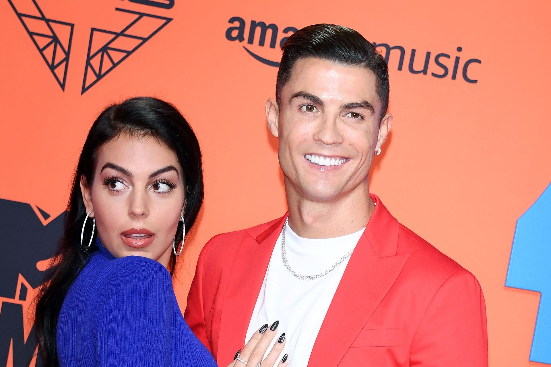 Las donaciones secretas de Cristiano y Georgina a los afectados por la DANA