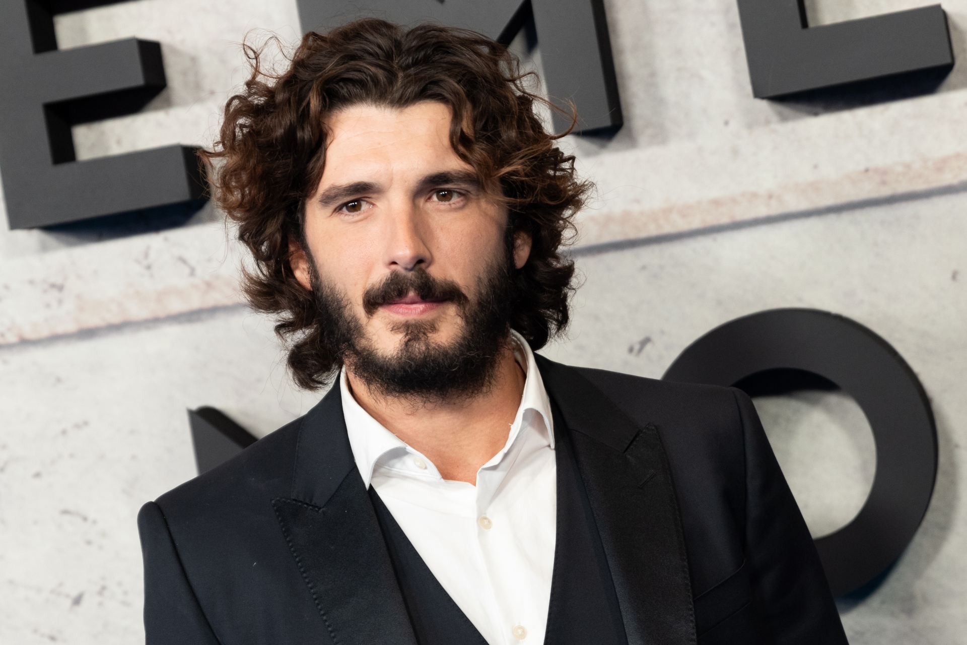 Yon González (Iván)