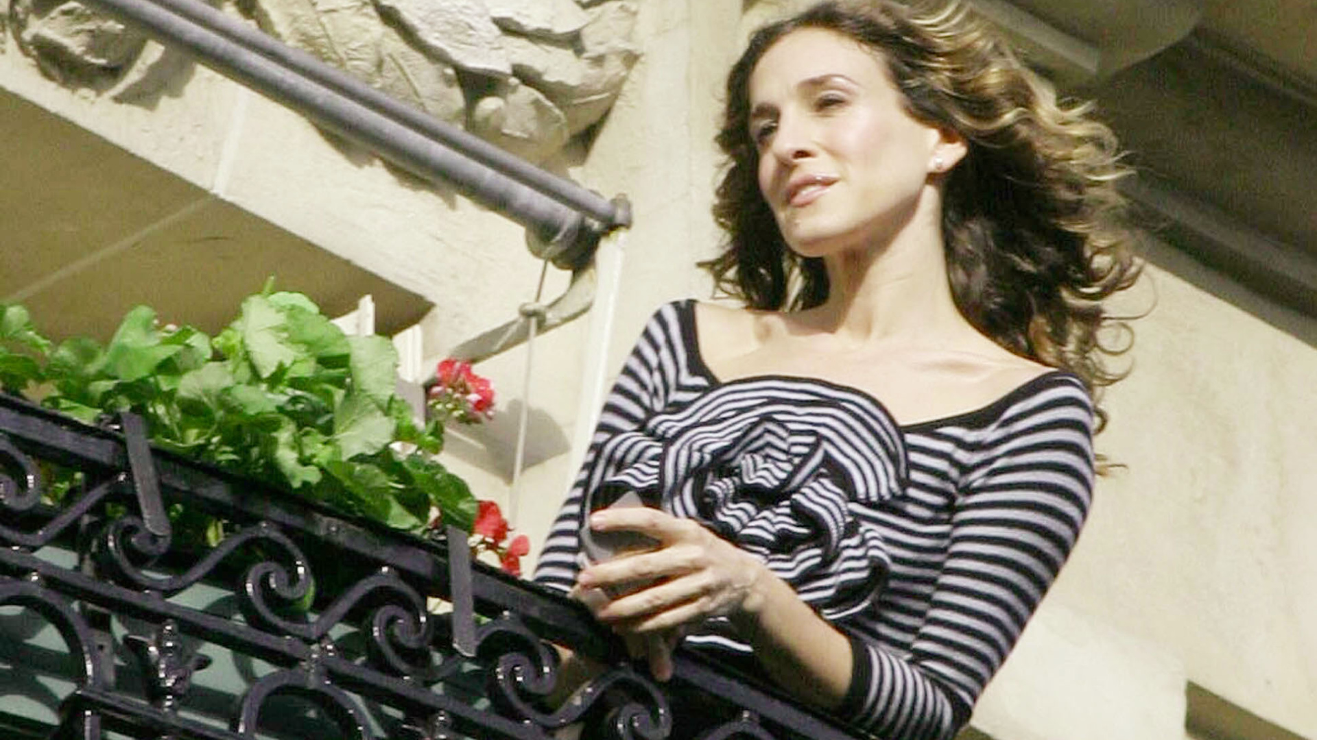 Inspirez-vous des looks incontournables de Carrie Bradshaw !