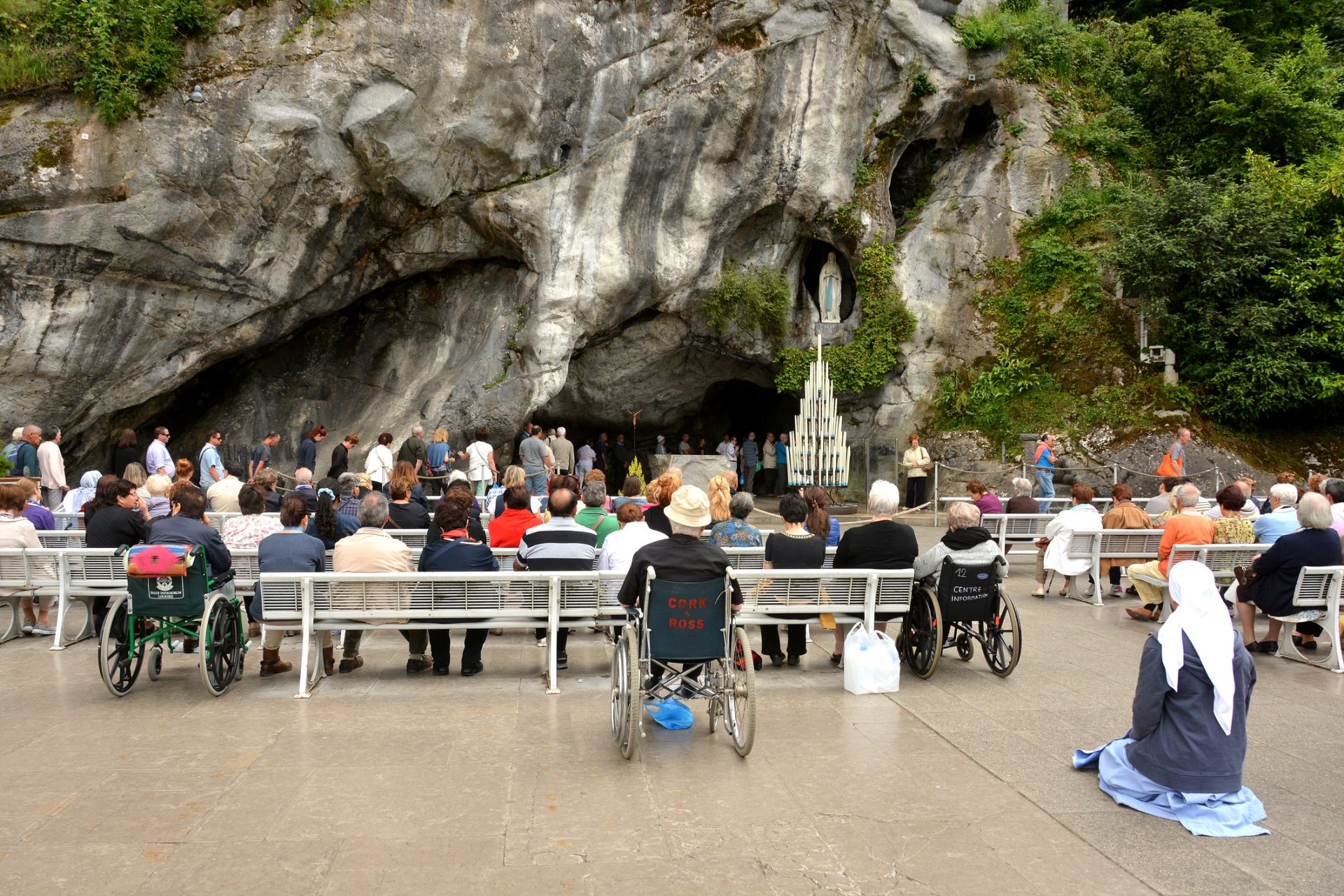 Santuario de Lourdes (Lourdes, Francia)