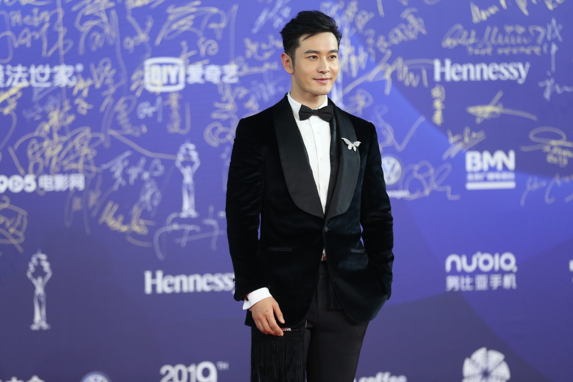 How Huang Xiaoming moved on from Angelababy with doppelganger influencer