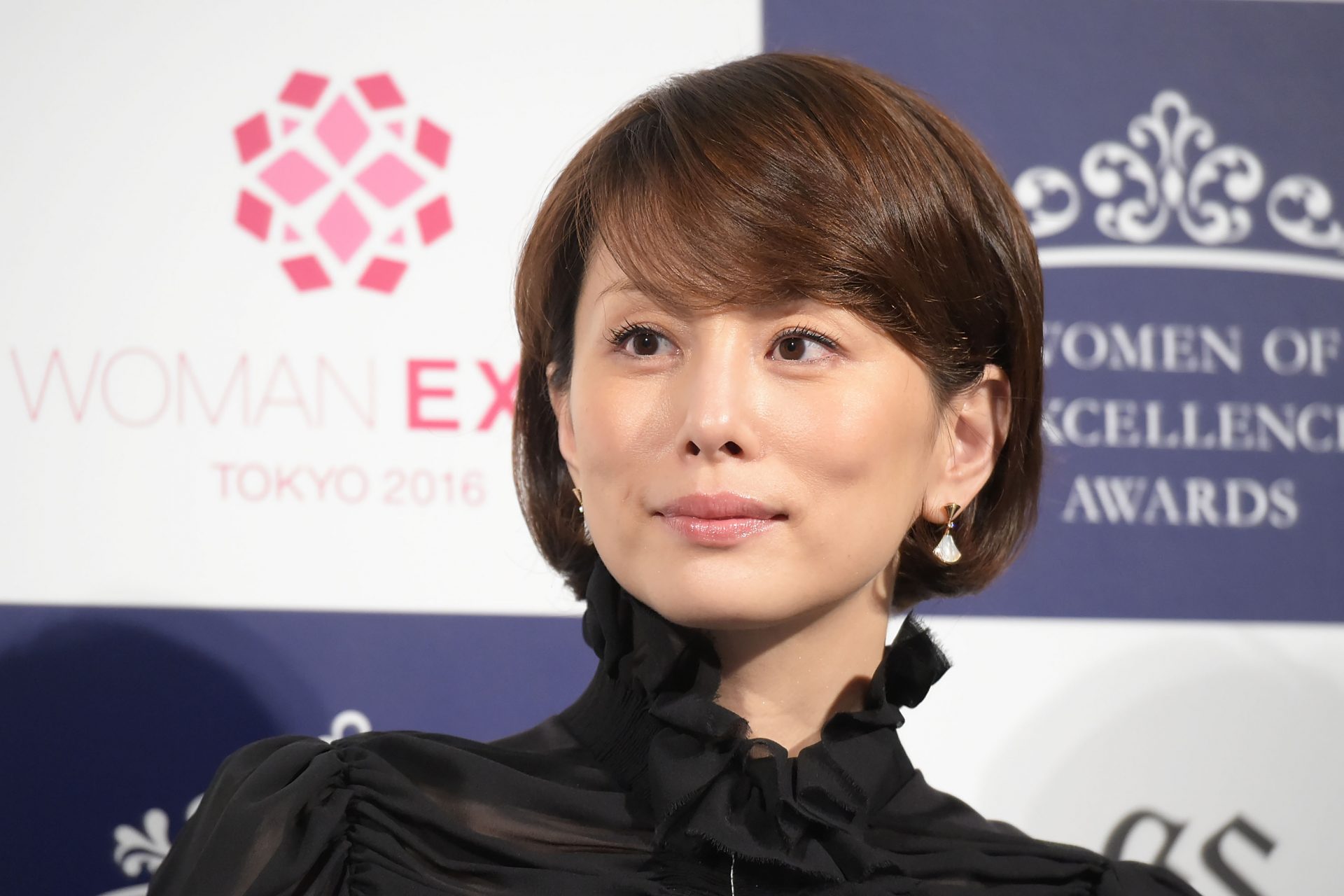 恋人との外出をキャッチされた米倉涼子、お相手はアルゼンチン出身のダンサー