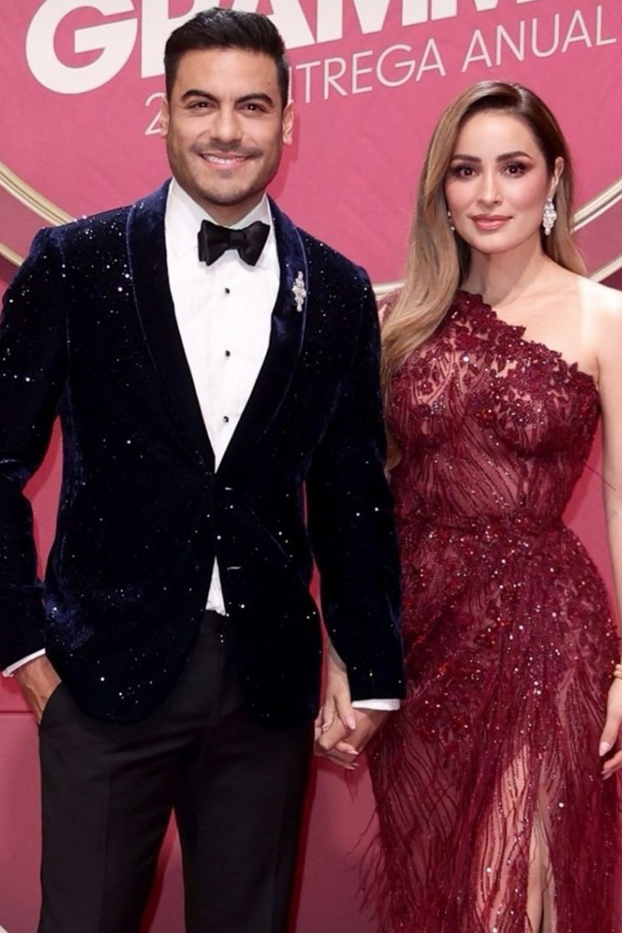 Carlos Rivera y Cynthia Rodríguez