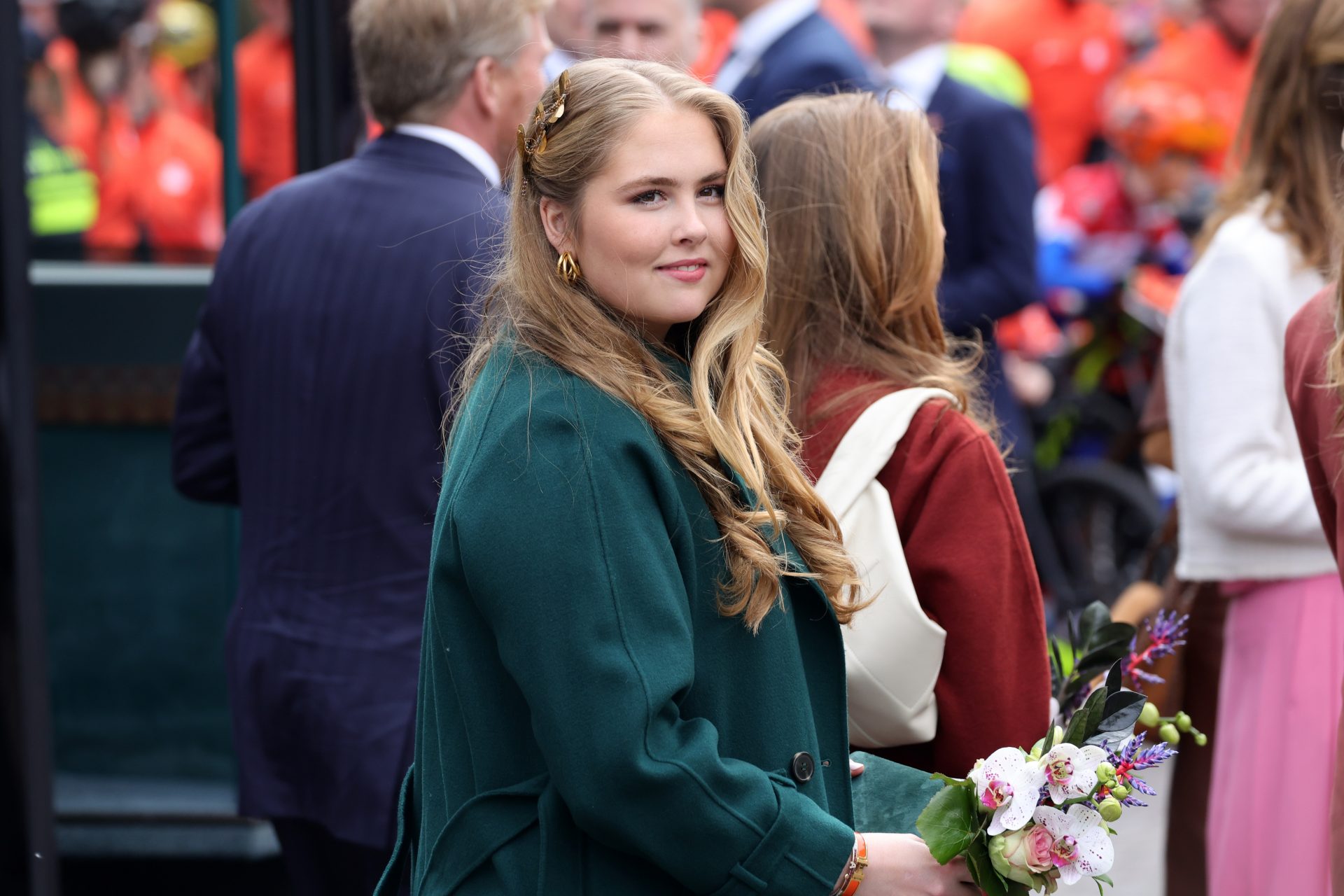 Amalia de Holanda sorprende a Madrid con un colorido regalo de tulipanes