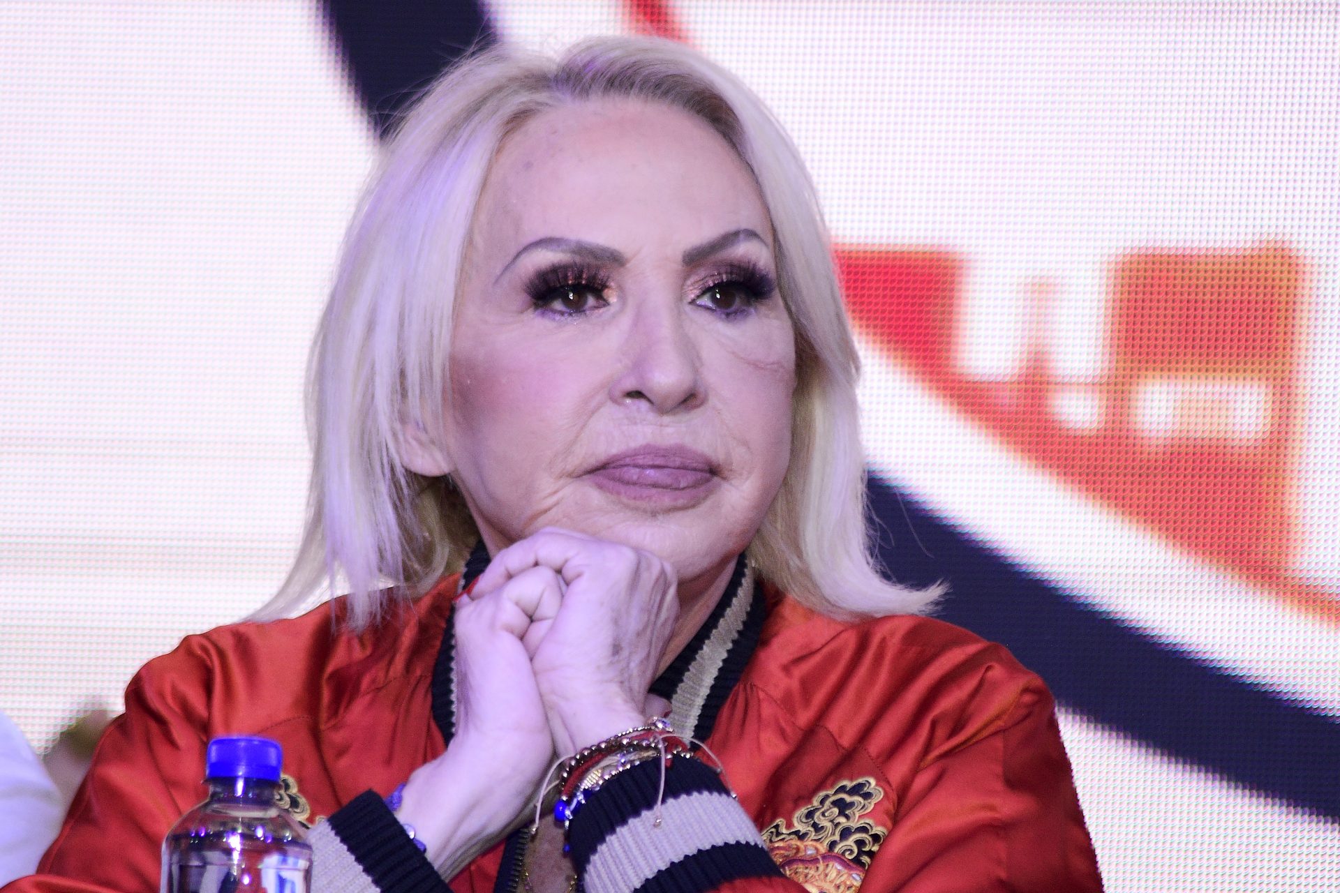 Laura Bozzo pierde juicio contra Gabriel Soto e Irina Baeva: si no paga, la embargarán