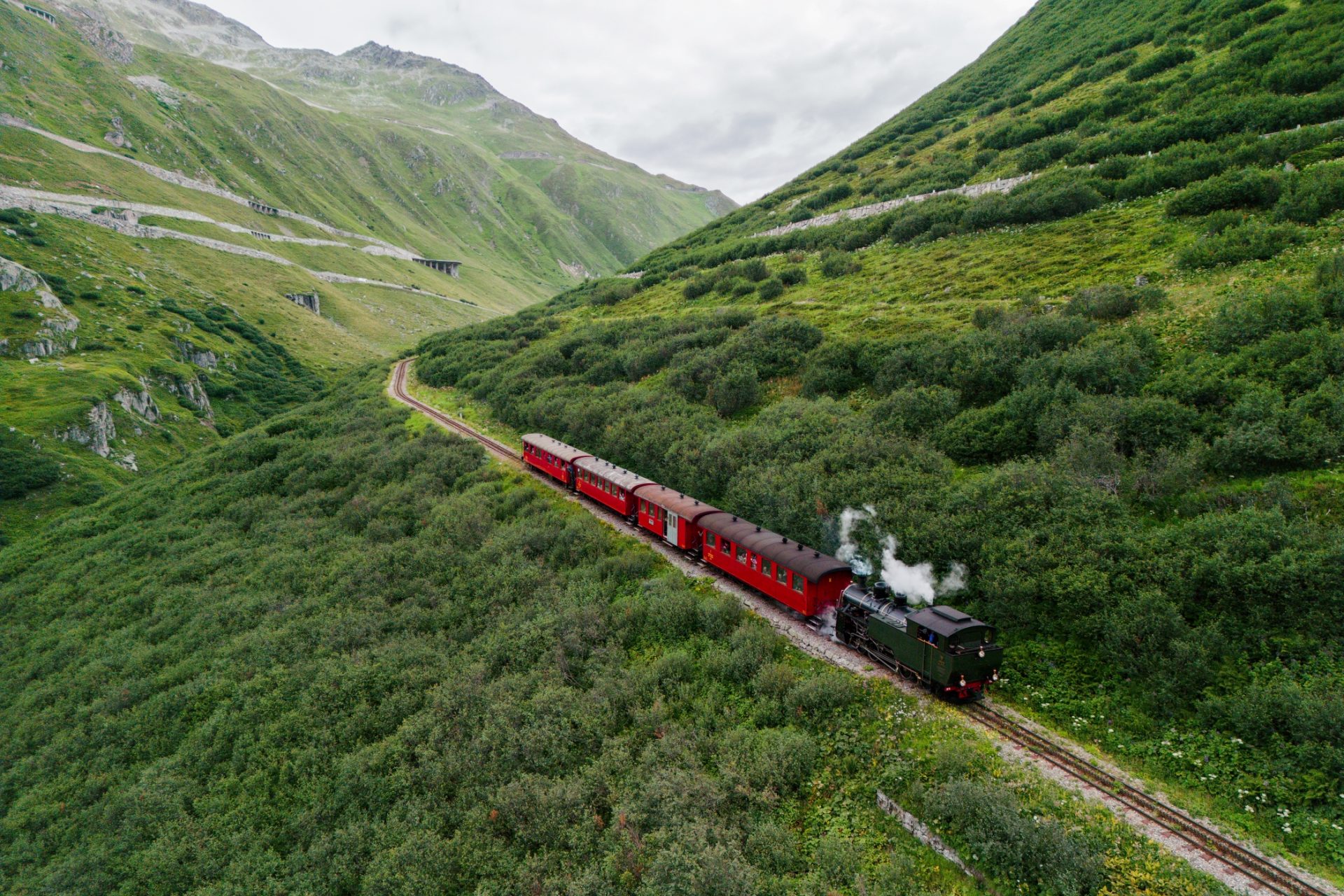 Train hopping