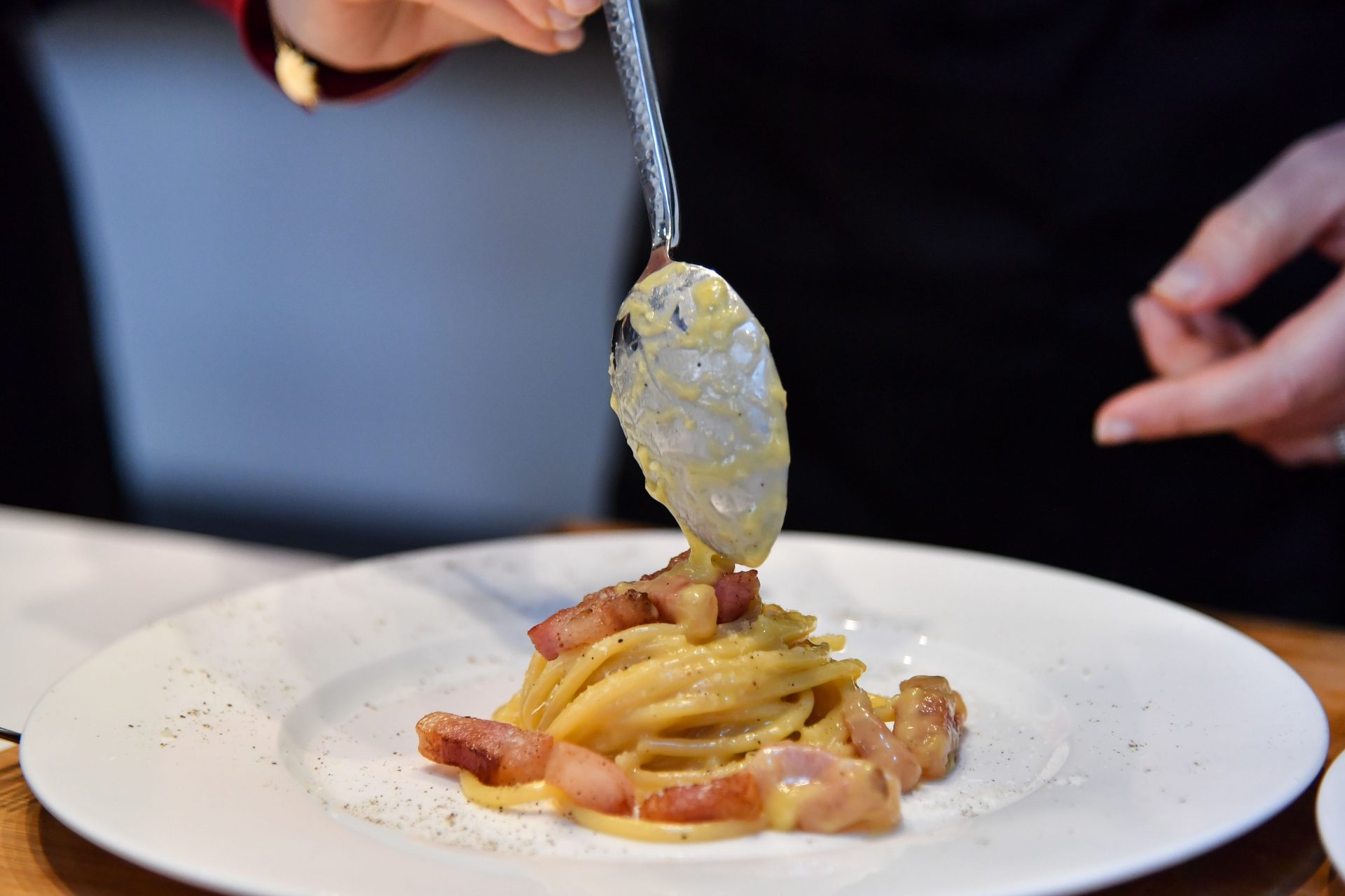 Pasta alla carbonara: preparazione