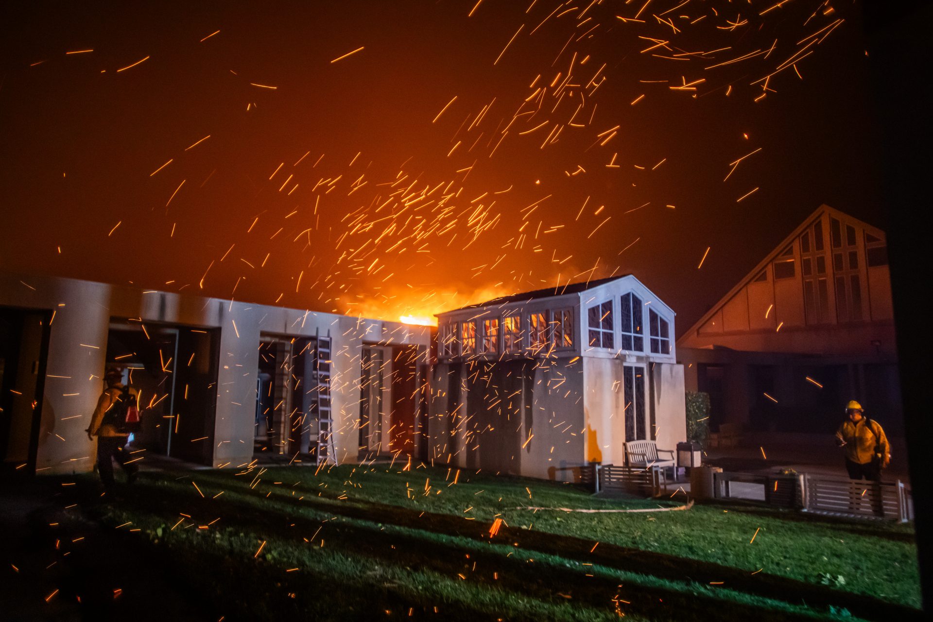 Estrellas que perdieron sus hogares en los incendios de Los Ángeles