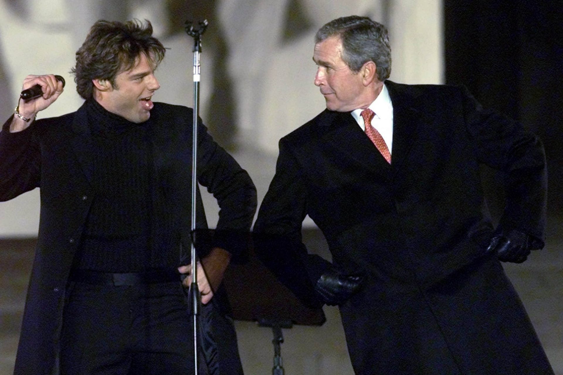 George W. Bush - Ricky Martin