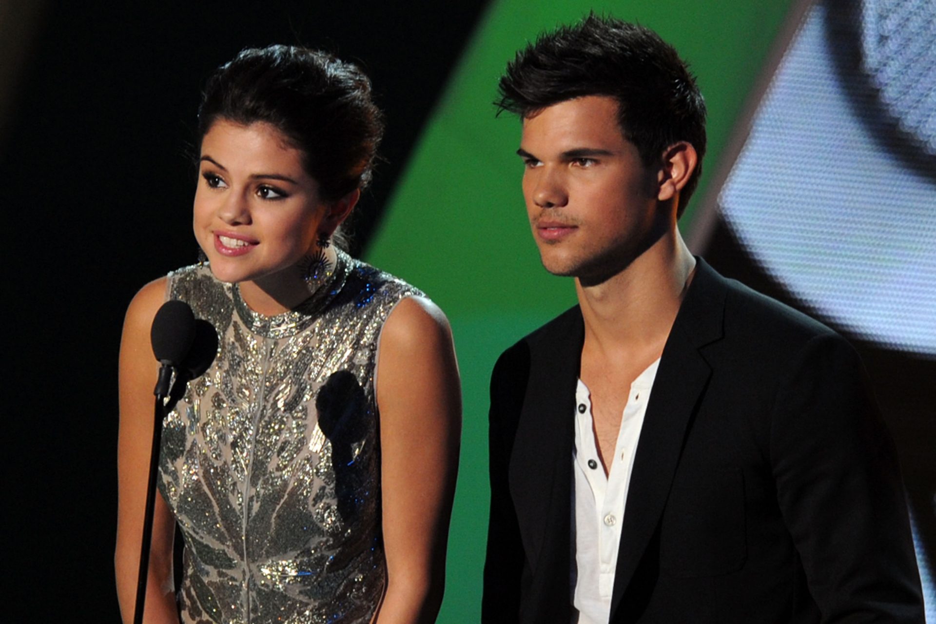 Taylor Lautner la apoyó 