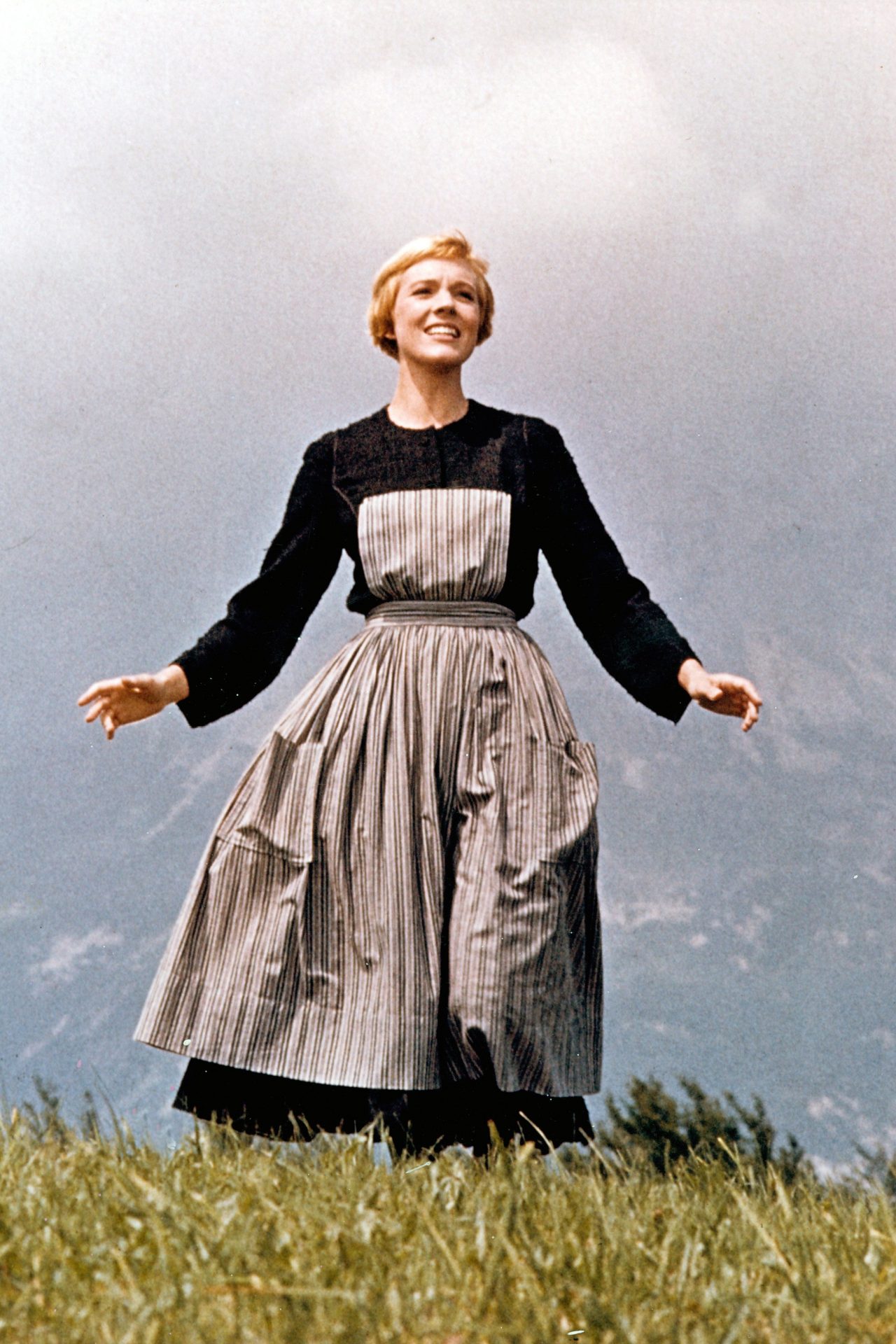 El atuendo de Julie Andrews en 'Sonrisas y lágrimas' (The Sound of Music) - 1965 